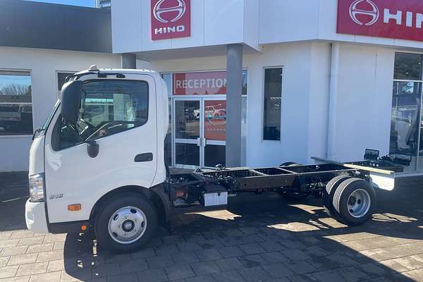 2025 Hino 300 Series 616 4x2