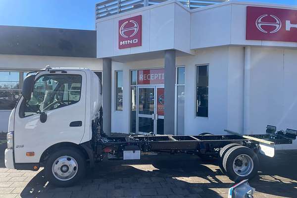 2025 Hino 300 Series 616 4x2