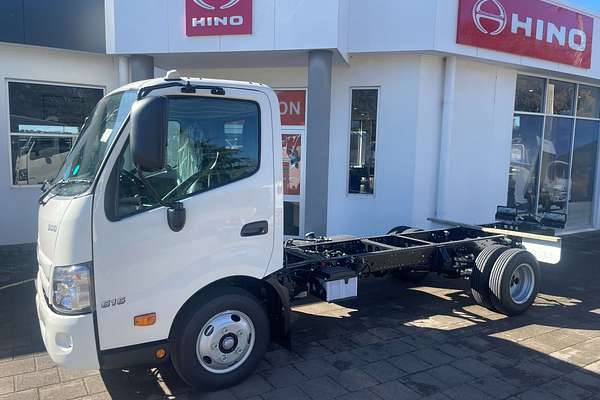 2025 Hino 300 Series 616 4x2