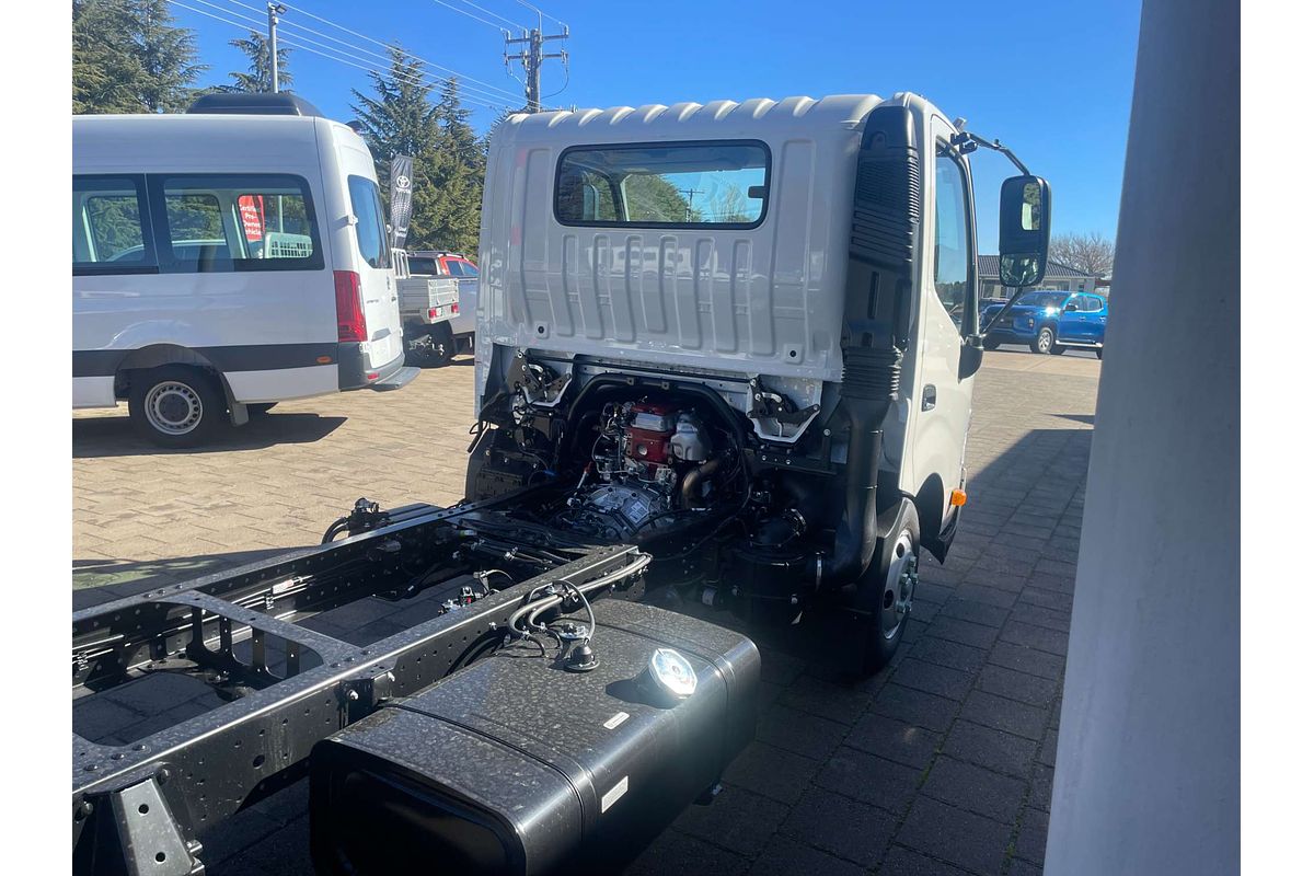 2025 Hino 300 Series 616 4x2