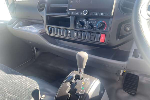 2025 Hino 300 Series 616 4x2