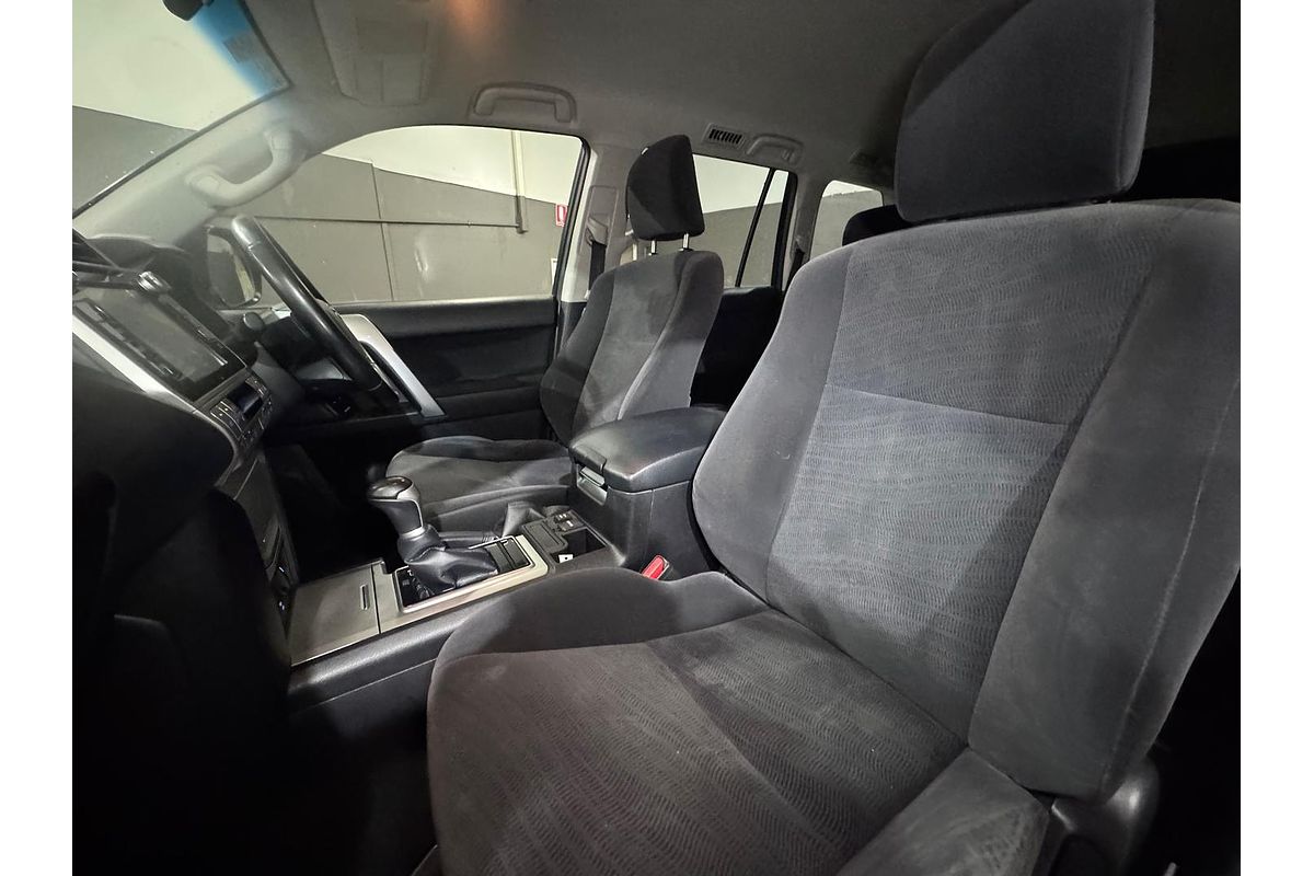 2017 Toyota Landcruiser Prado GXL GDJ150R
