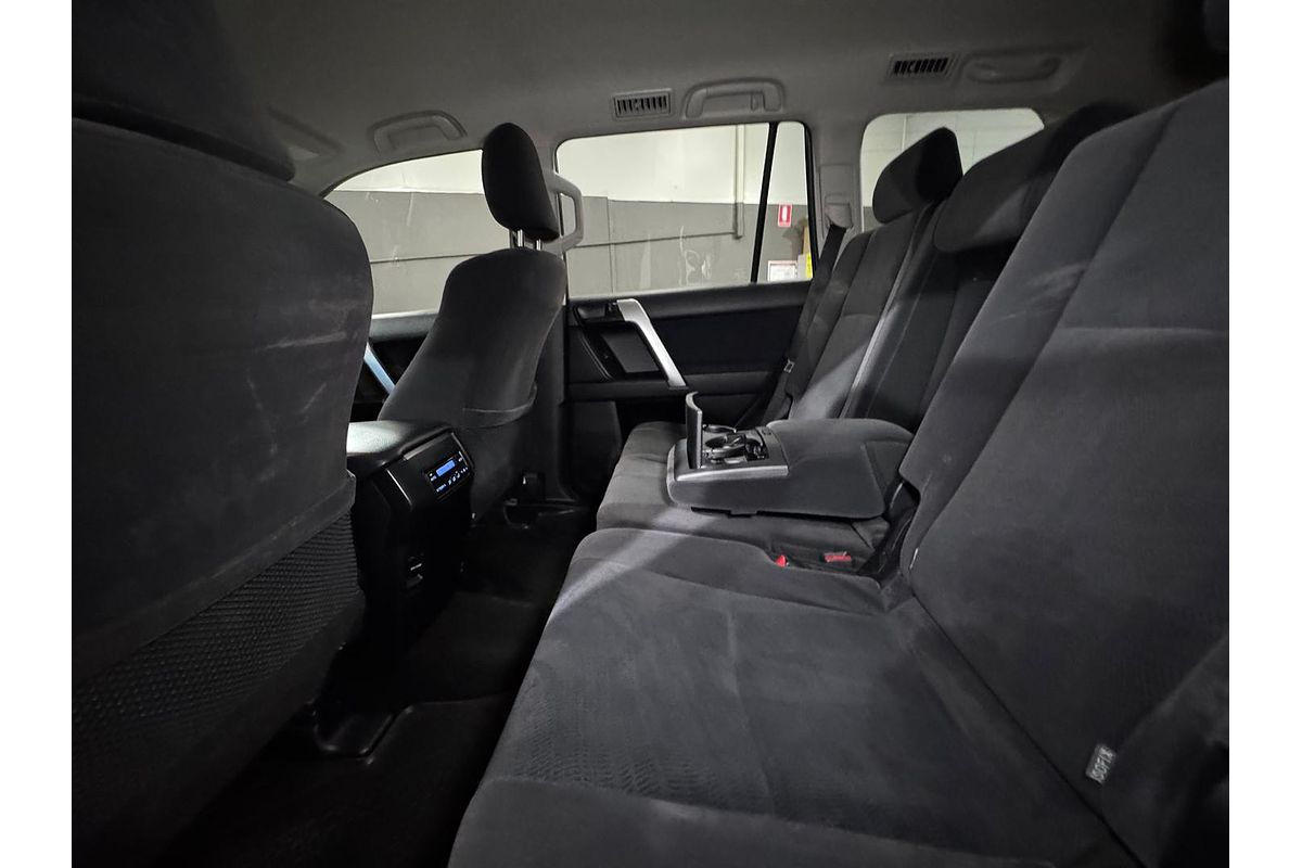 2017 Toyota Landcruiser Prado GXL GDJ150R