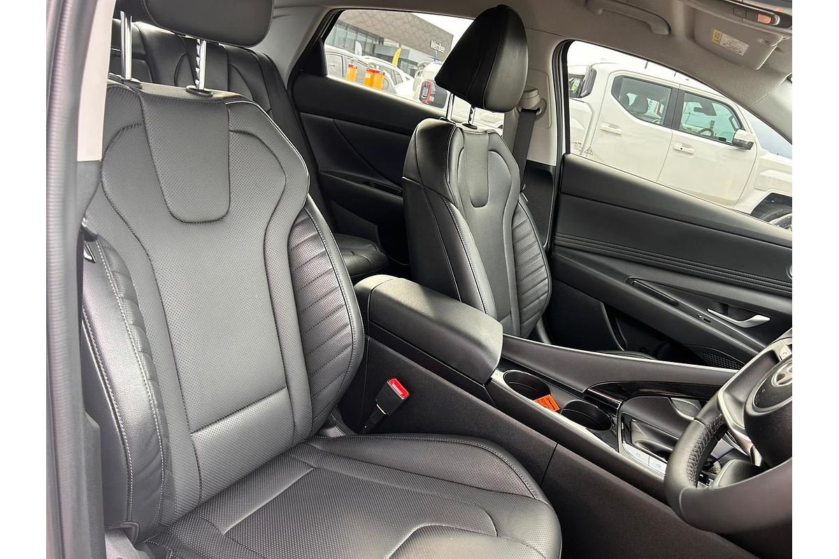 2024 Hyundai i30 Elite CN7.V2