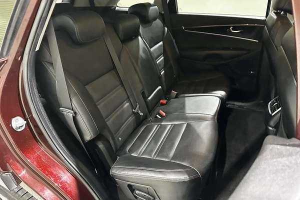 2016 Kia Sorento SLi UM