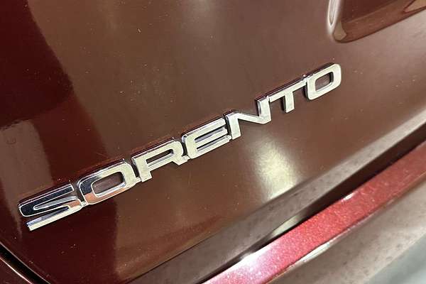 2016 Kia Sorento SLi UM