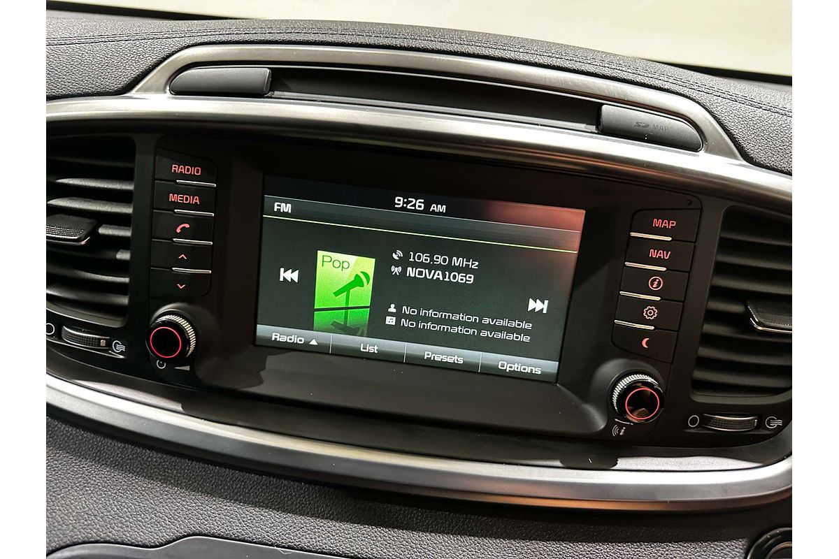 2016 Kia Sorento SLi UM