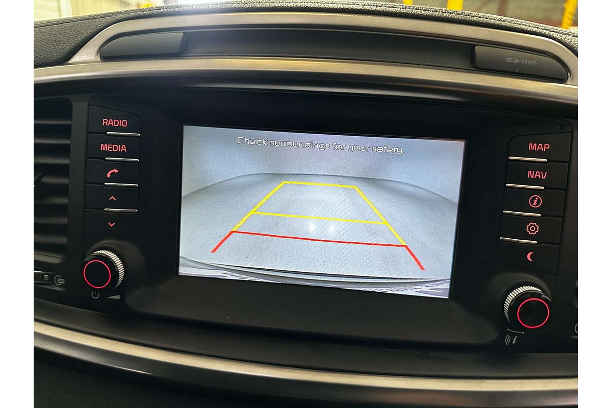 2016 Kia Sorento SLi UM