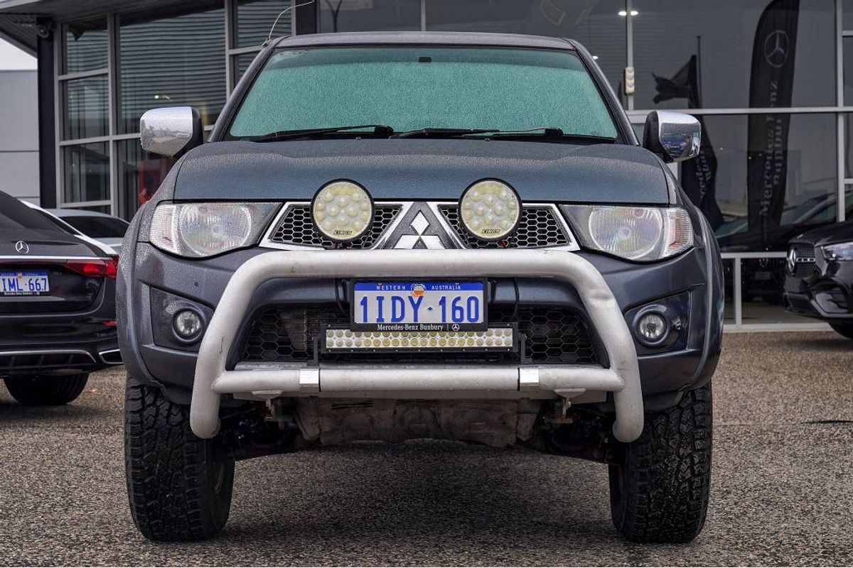 2010 Mitsubishi Triton GLX-R MN 4X4