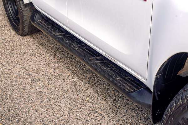 2020 Toyota Hilux SR GUN126R 4X4