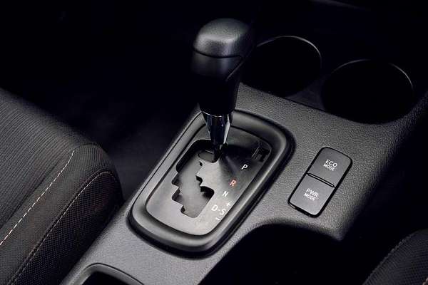 2020 Toyota Hilux SR GUN126R 4X4