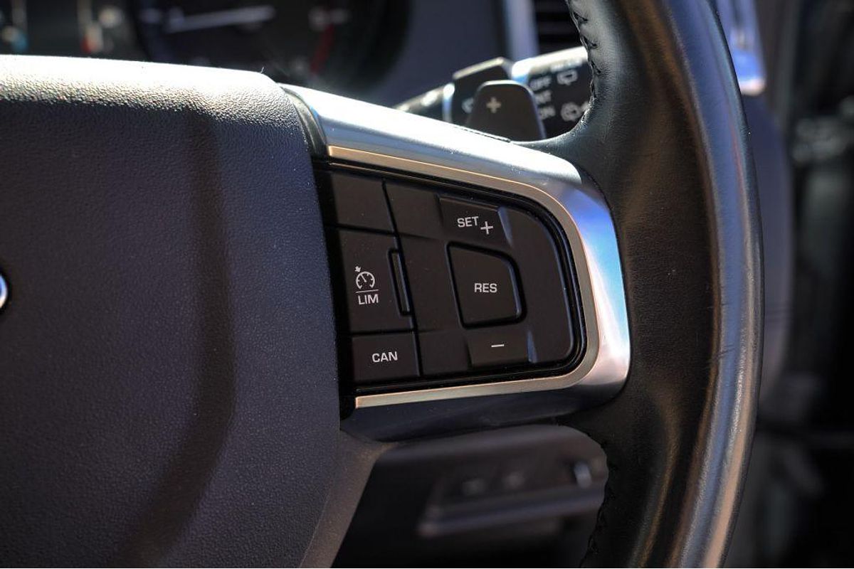 2015 Land Rover Discovery Sport SD4 HSE L550