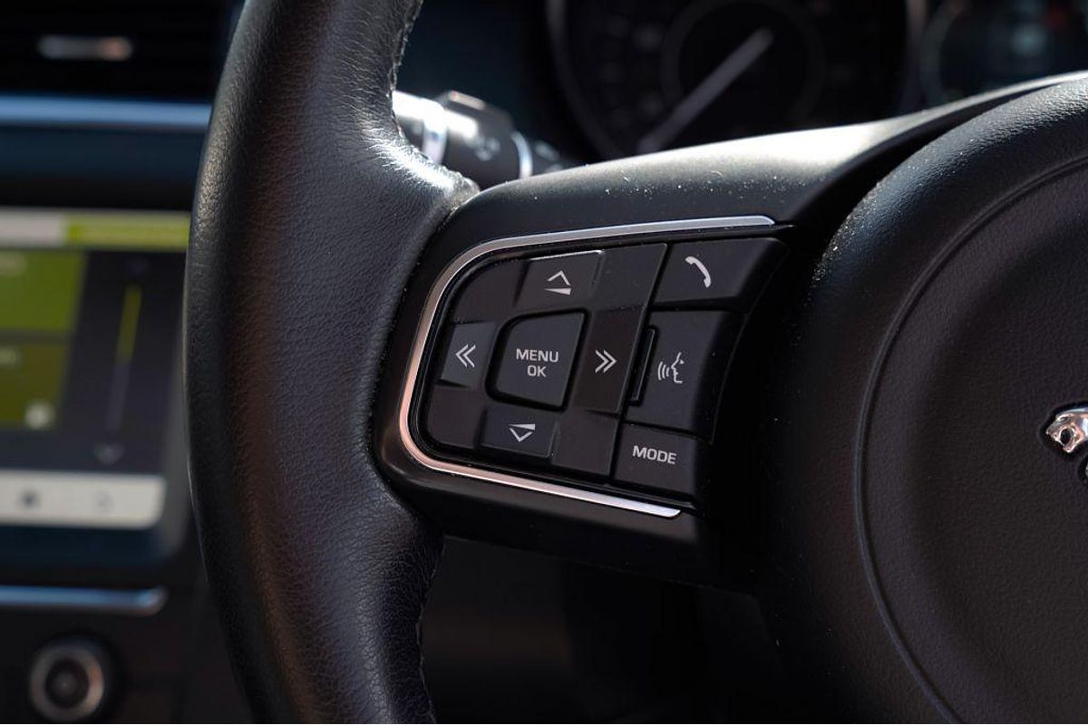 2018 Jaguar E-PACE D150 S X540