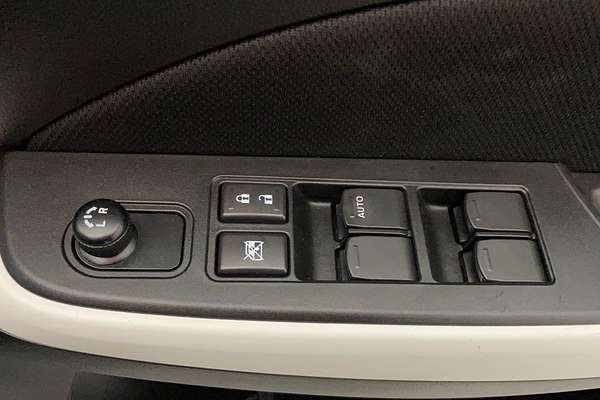 2023 Suzuki SWIFT GL NAVI AZ SERIES II