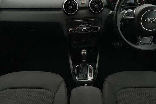 2016 Audi A1 8X