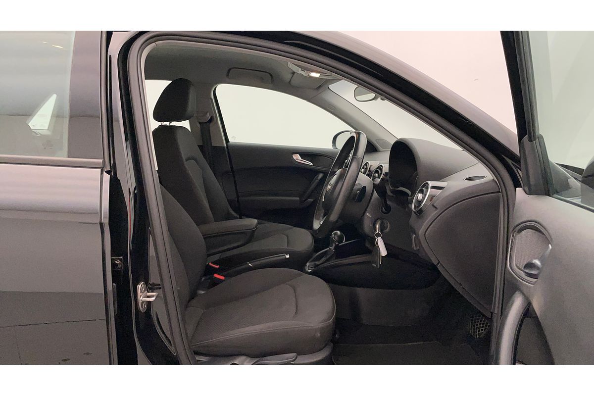 2016 Audi A1 8X