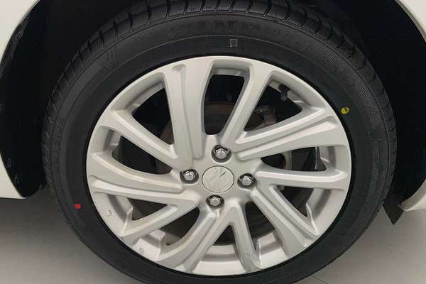 2023 Suzuki Swift GL AZ Series II