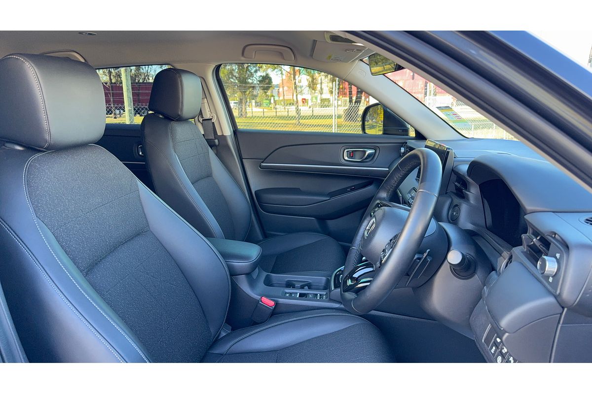 2023 Honda HR-V e:HEV L