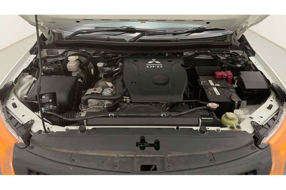 2017 Mitsubishi Triton GLX MQ 4X4