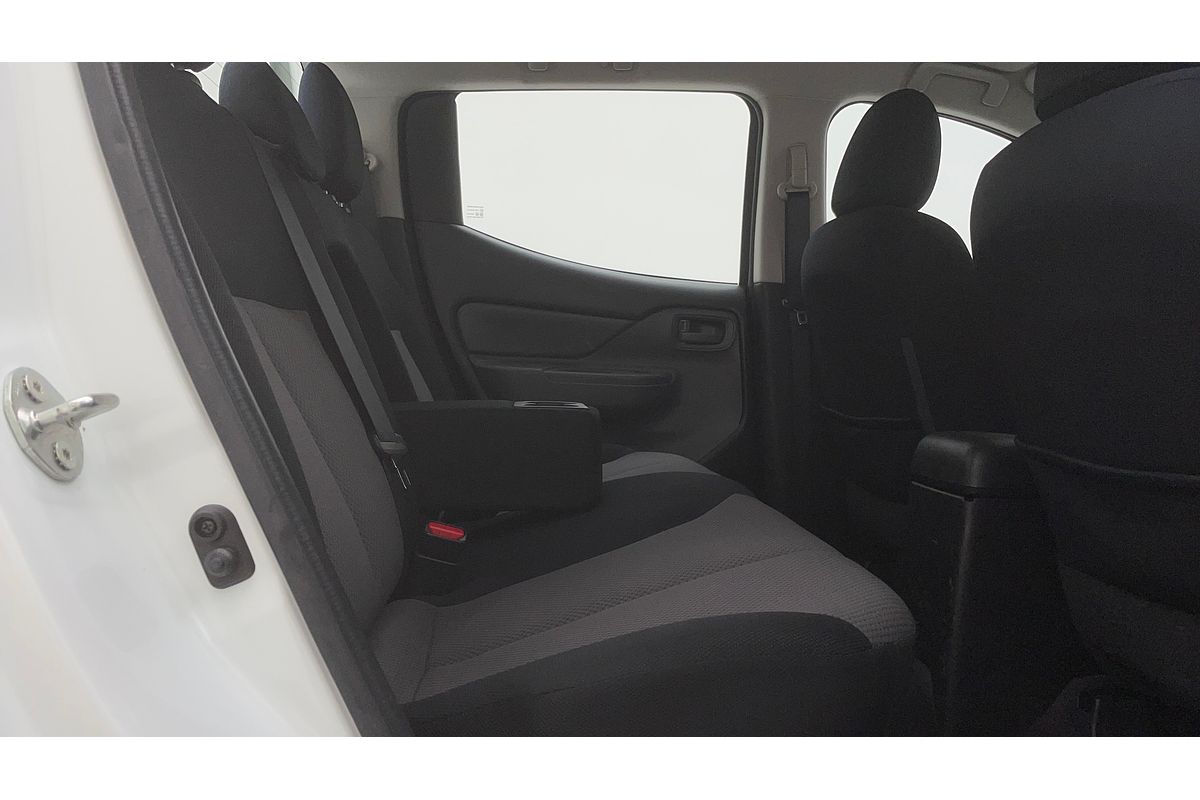 2017 Mitsubishi Triton GLX MQ 4X4