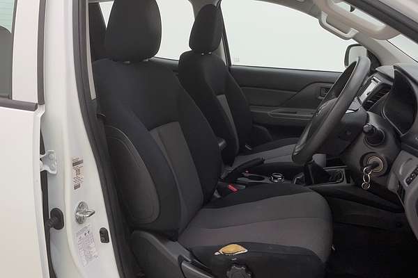 2017 Mitsubishi Triton GLX MQ 4X4