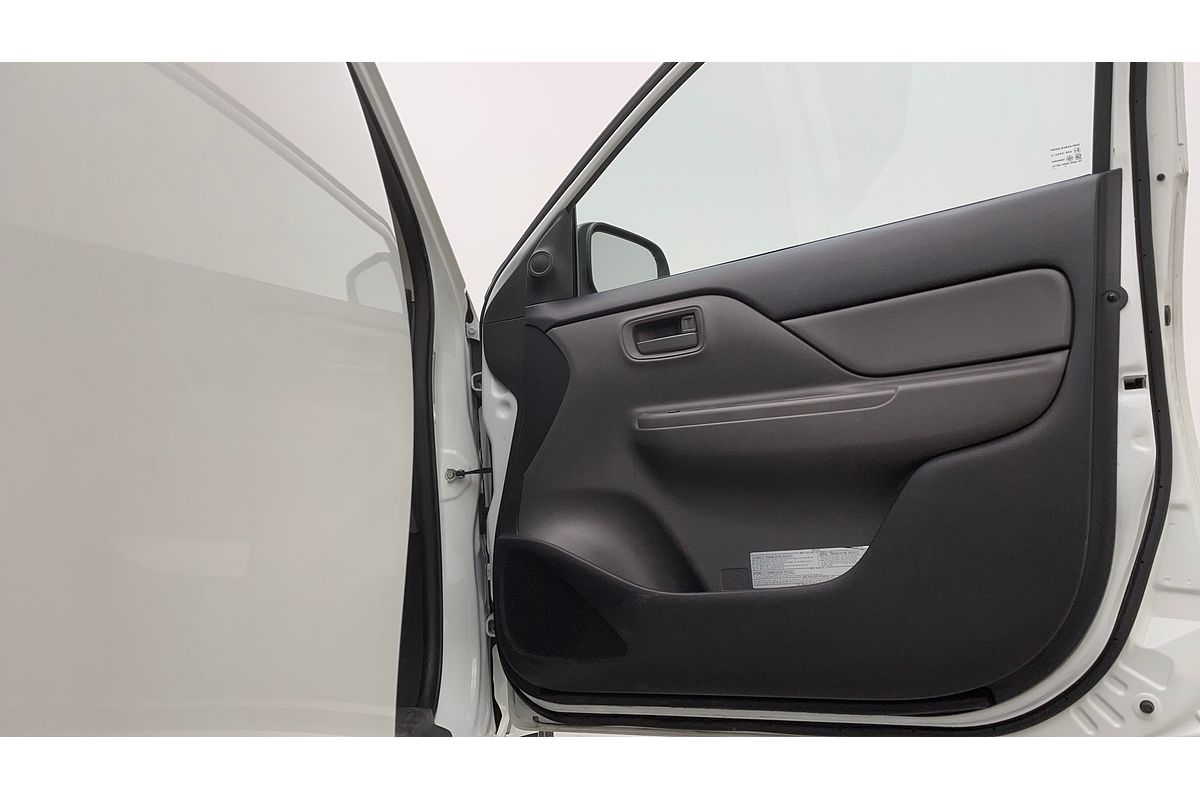 2017 Mitsubishi Triton GLX MQ 4X4