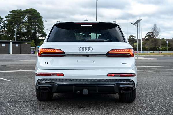 2025 Audi Q7 50 TDI S line 4M