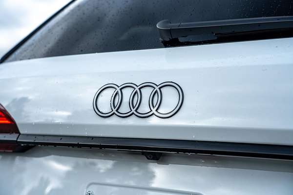 2025 Audi Q7 50 TDI S line 4M
