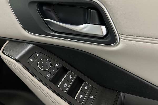 2025 Nissan X-TRAIL Ti e-POWER T33