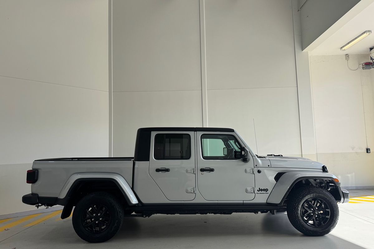 2023 Jeep Gladiator Night Eagle JT All Wheel Drive