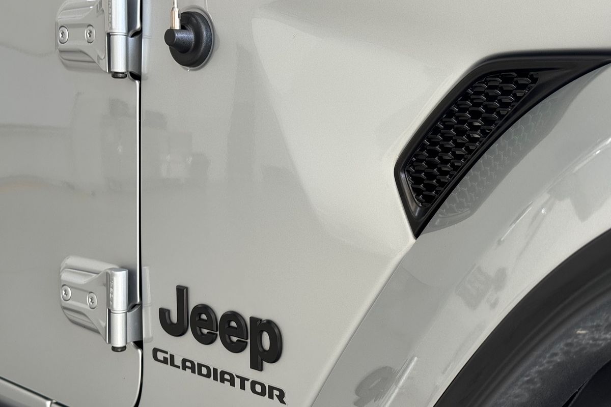 2023 Jeep Gladiator Night Eagle JT All Wheel Drive
