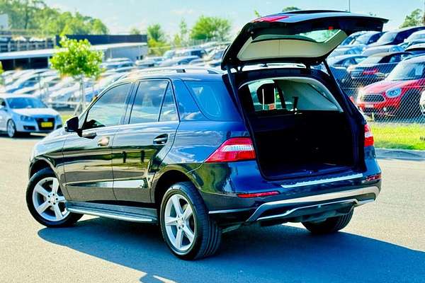 2013 Mercedes-Benz M-Class ML250 BlueTEC W166