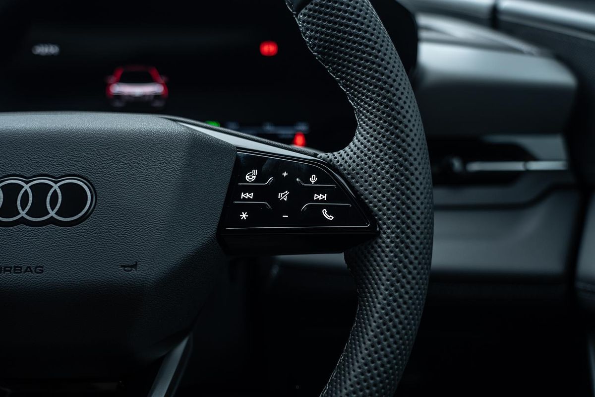 2025 Audi Q6 e-tron GF