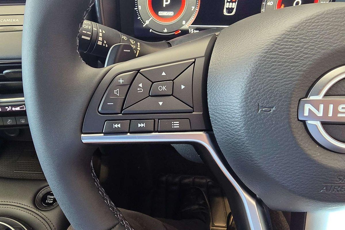 2024 Nissan JUKE ST-L F16