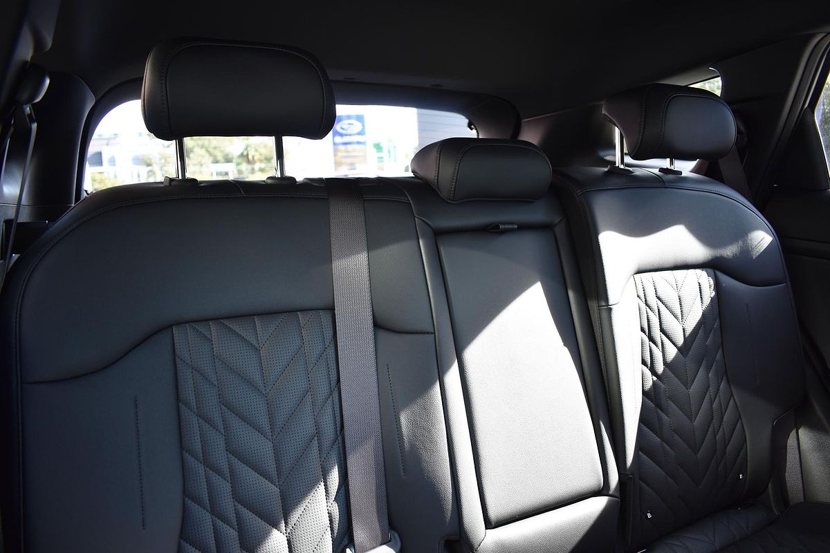 2025 Kia Sportage SX+ NQ5