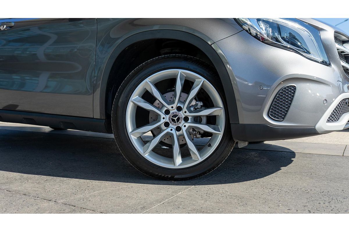 2019 Mercedes-Benz GLA-Class GLA180 Urban Edition X156