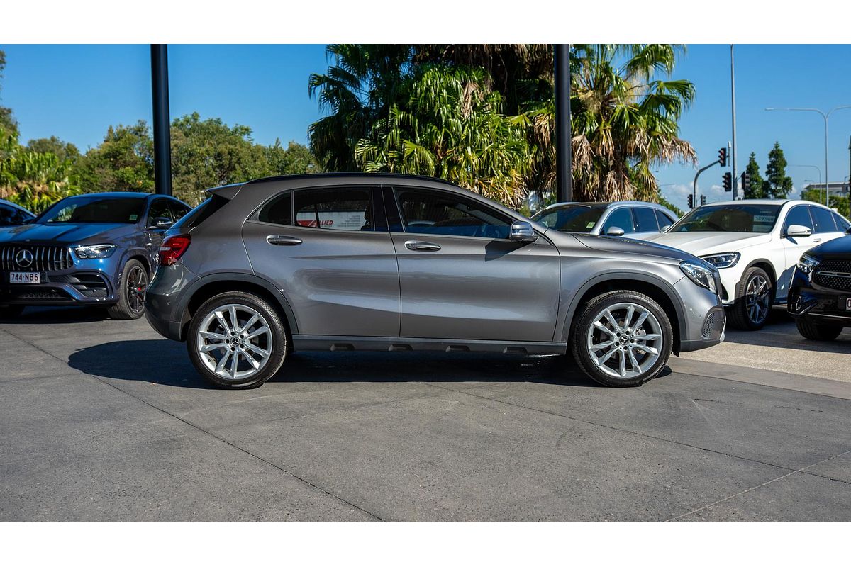 2019 Mercedes-Benz GLA-Class GLA180 Urban Edition X156