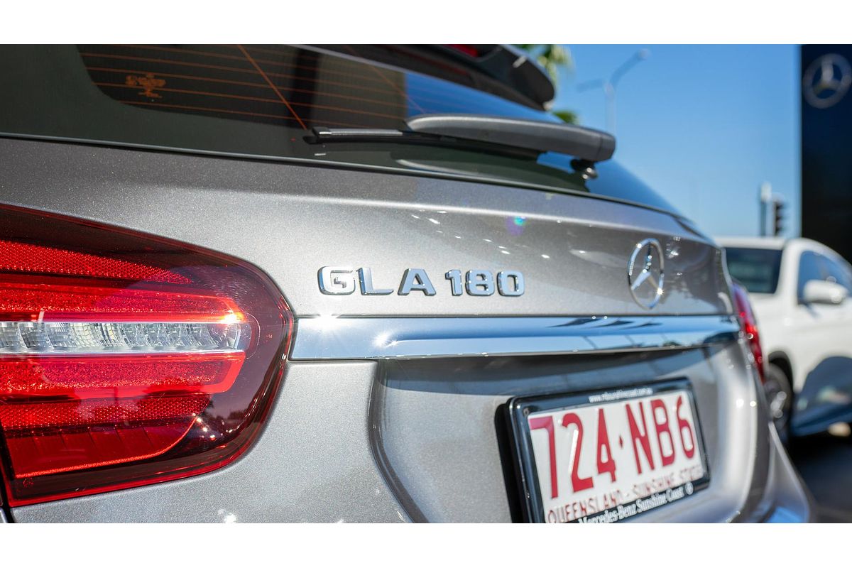 2019 Mercedes-Benz GLA-Class GLA180 Urban Edition X156