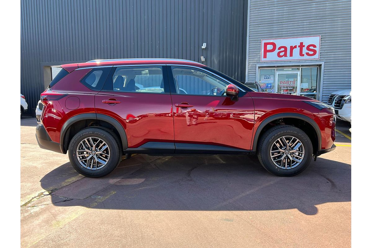 2025 Nissan X-TRAIL ST T33