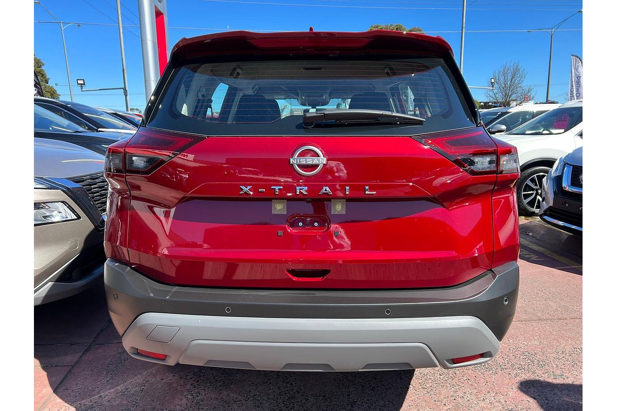 2025 Nissan X-TRAIL ST T33