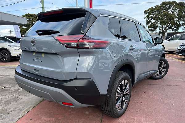 2025 Nissan X-TRAIL ST-L T33