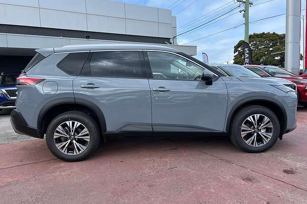 2025 Nissan X-TRAIL ST-L T33