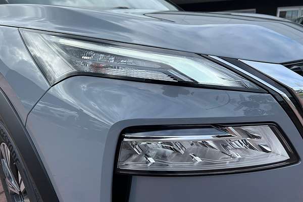 2025 Nissan X-TRAIL ST-L T33
