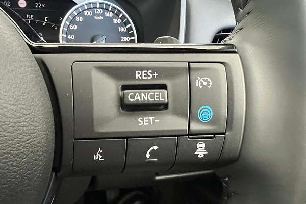 2025 Nissan X-TRAIL ST-L T33