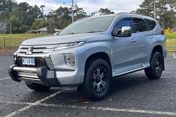 2022 Mitsubishi Pajero Sport Exceed QF