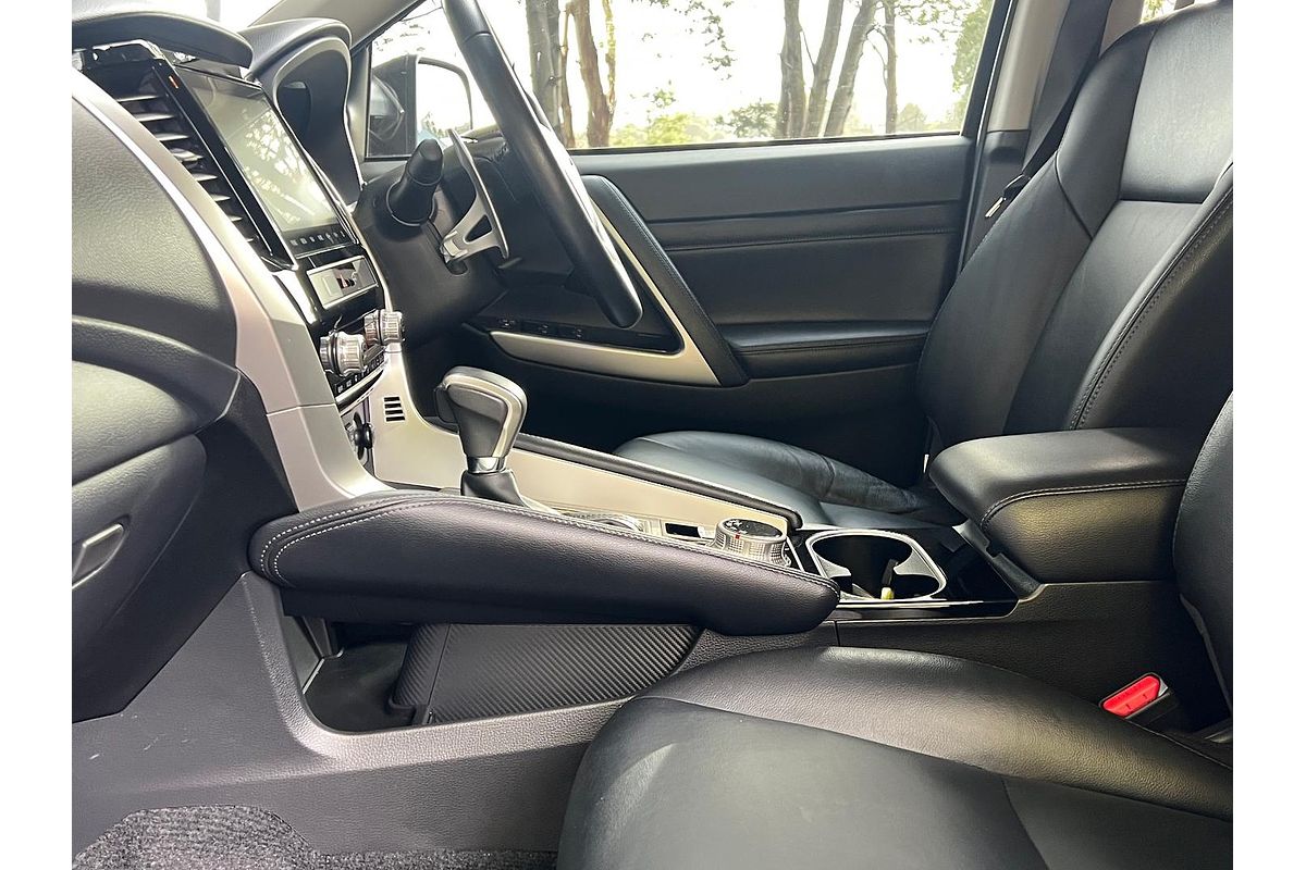 2022 Mitsubishi Pajero Sport Exceed QF