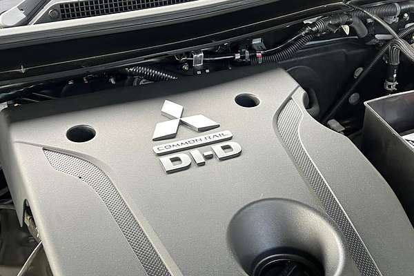 2022 Mitsubishi Pajero Sport Exceed QF