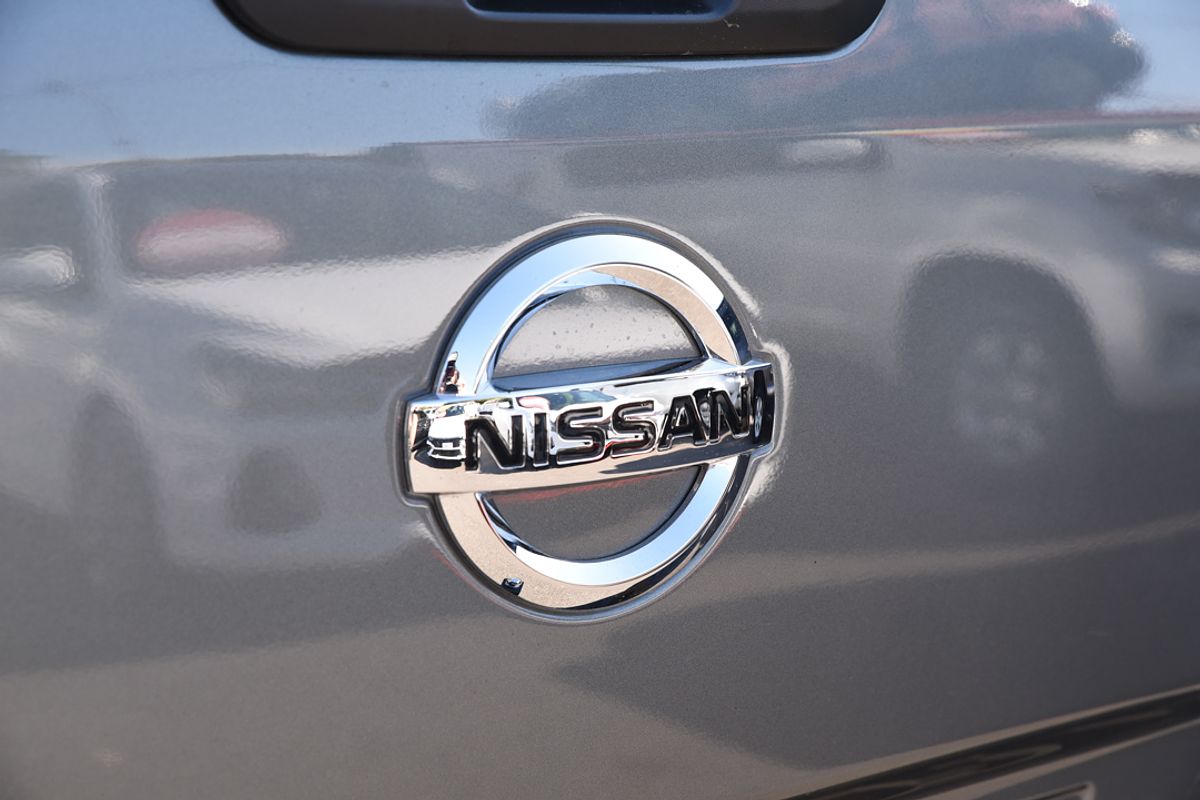 2025 Nissan Navara ST D23 4X4