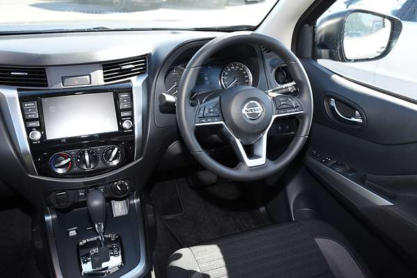 2025 Nissan Navara ST D23 4X4