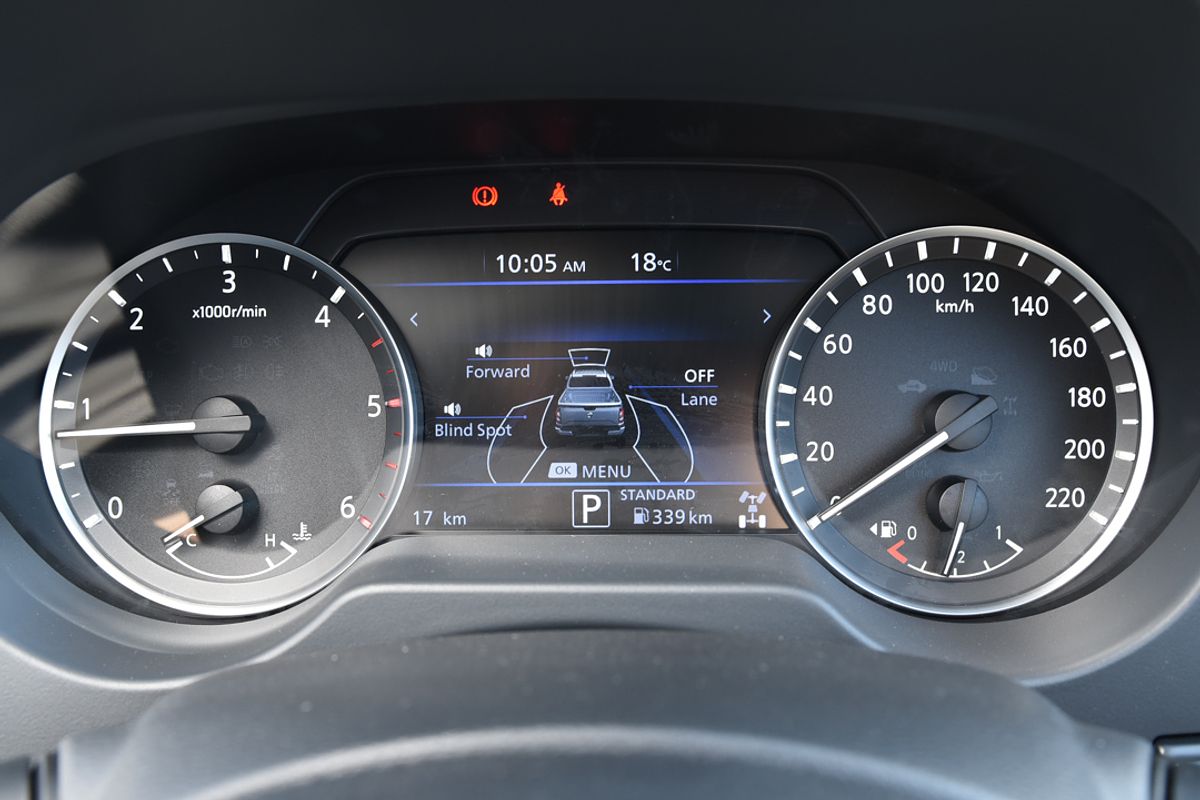 2025 Nissan Navara ST D23 4X4